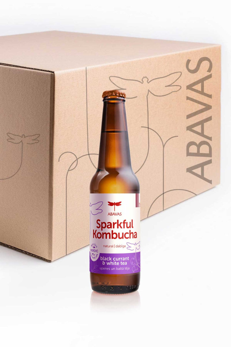 Sparkful kombuča ar upenēm un balto tēju, bezalkoholisks