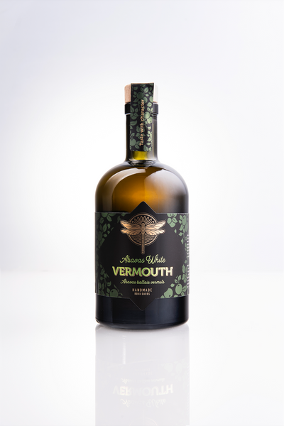 White vermouth 